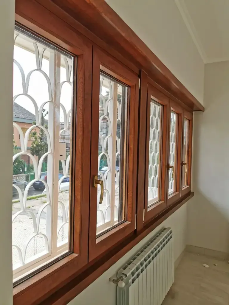 Infissi in pvc effetto legno